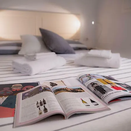 Novella White Apartament