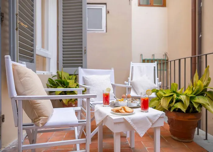 Apartament Novella White *